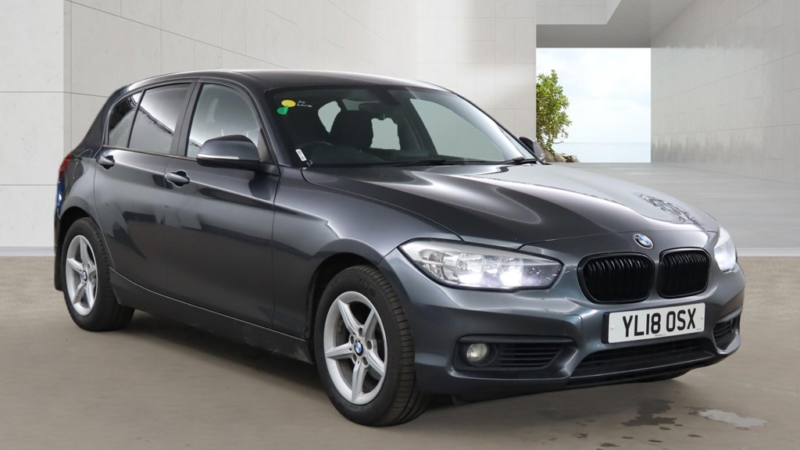 2018 BMW 1 Series 2.0 118d Se 5-Door in Grey — image 1