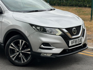 2018 Nissan Qashqai 1.6 Dci N-Connecta Euro 6 (s/s) 5dr in Silver — image 4