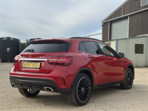 2018 Mercedes-Benz Gla 2.1 Gla220d Amg Line in Red — image 4