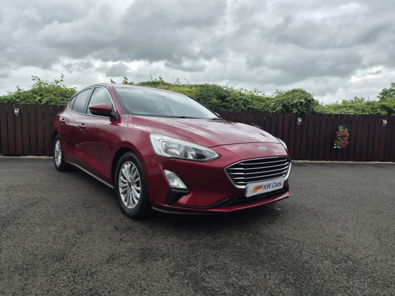 2018 Ford Focus 1.5 Ecoblue Titanium in Red — image 1
