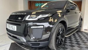 2016 Land Rover Range Rover Evoque 2.0 Td4 Hse Dynamic Lux Auto 4WD Euro 6 (s/s) 5dr in Black — image 5