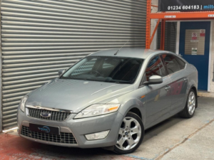 2007 Ford Mondeo 2.3 Titanium 5dr in Grey — image 2