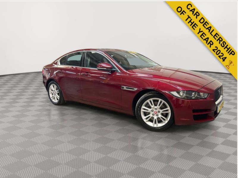 2017 Jaguar Xe 2.0i Prestige Saloon 4dr Petrol Auto Euro 6 (s/s) (200 Ps) in Red — image 1