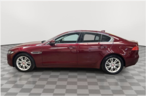 2017 Jaguar Xe 2.0i Prestige Saloon 4dr Petrol Auto Euro 6 (s/s) (200 Ps) in Red — image 5