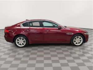 2017 Jaguar Xe 2.0i Prestige Saloon 4dr Petrol Auto Euro 6 (s/s) (200 Ps) in Red — image 6