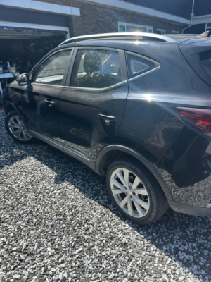 2019 MG MG Zs 1.0 T-Gdi Excite SUV 5dr Petrol Auto Euro 6 (111 Ps) in Black — image 3