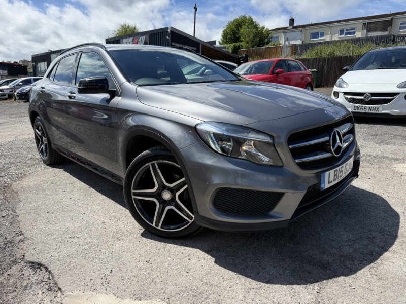 2015 Mercedes-Benz Gla 2.1 Gla200 Cdi Amg Line in Grey — image 1