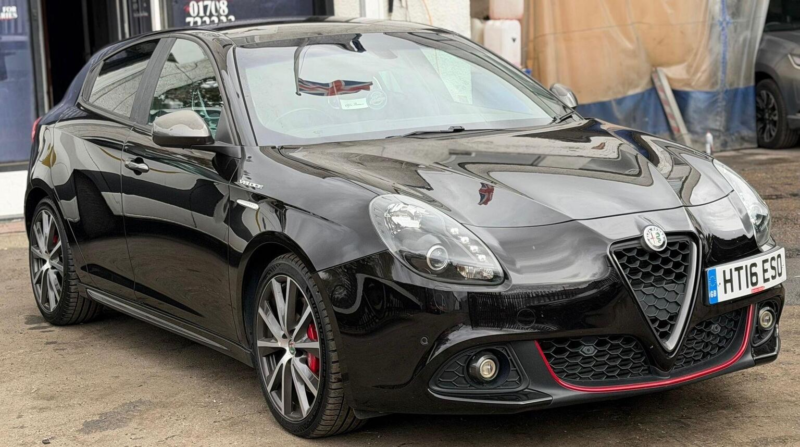 2016 Alfa Romeo Giulietta 1750 Tbi Veloce Tct Euro 6 5dr in Black — image 1