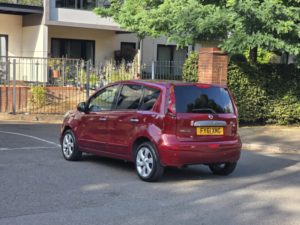 2011 Nissan Note 1.6 16v Tekna Hatchback 5dr Petrol Auto Euro 5 (110 Ps) in Red — image 4
