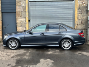 2010 Mercedes-Benz C Class 3.0 C350 Cdi V6 Blueefficiency Sport Saloon 4dr Diesel Auto Euro 5 (231 Ps) in Grey — image 3