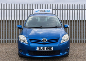 2011 Toyota Auris 1.33 Dual Vvt-I Edition Euro 5 (s/s) 5dr in Blue — image 3