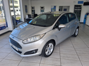 2015 Ford Fiesta 1.6 Zetec in Silver — image 2