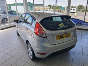 2015 Ford Fiesta 1.6 Zetec in Silver — image 3
