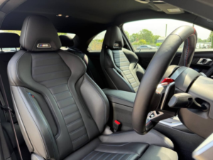 2025 BMW M2 3.0 Biturbo Coupe 2dr Petrol Steptronic Euro 6 (s/s) (480 Ps) in Black — image 4