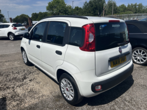 2018 Fiat Panda 1.2 Panda 1.2 69hp Easy in White — image 4