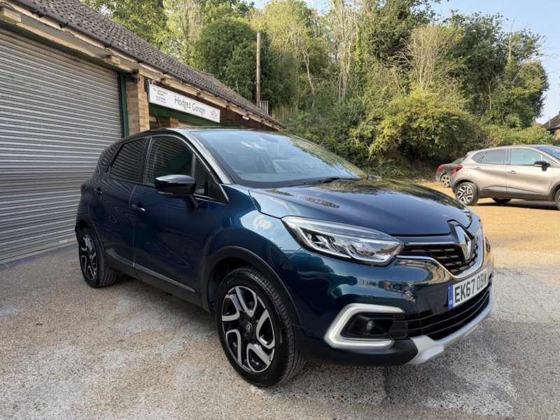 2017 Renault Captur 0.9 Tce 90 Dynamique S Nav One Owner Ultra Low Mileage Full Renault Service History Great Spec in Blue — image 1