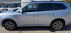 2015 Mitsubishi Outlander 2.0h 12kwh Gx3h CVT 4WD Euro 5 (s/s) 5dr in Blue — image 6