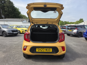 2023 Kia Picanto 1.0 Dpi 3 in Yellow — image 5