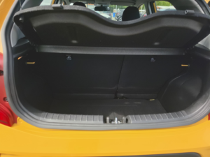 2023 Kia Picanto 1.0 Dpi 3 in Yellow — image 6
