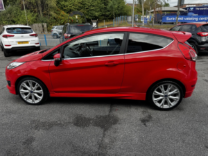 2014 Ford Fiesta 1.0 T Ecoboost Titanium X in Red — image 2