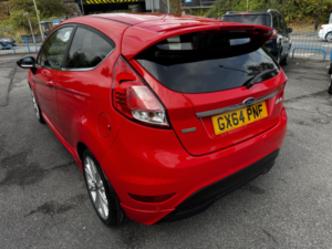2014 Ford Fiesta 1.0 T Ecoboost Titanium X in Red — image 3