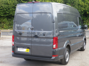2025 Volkswagen Crafter 2.0 Tdi 140ps Cr35 Commerce Plus Mwb High Roof in Grey — image 6