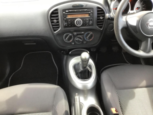 2018 Nissan Juke 1.6 Visia Euro 6 5dr in Red — image 5