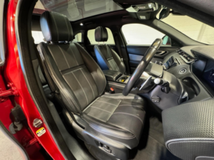 2019 Land Rover Range Rover Velar 2.0 D240 R-Dynamic Se Auto 4WD Euro 6 (s/s) 5dr in Red — image 3