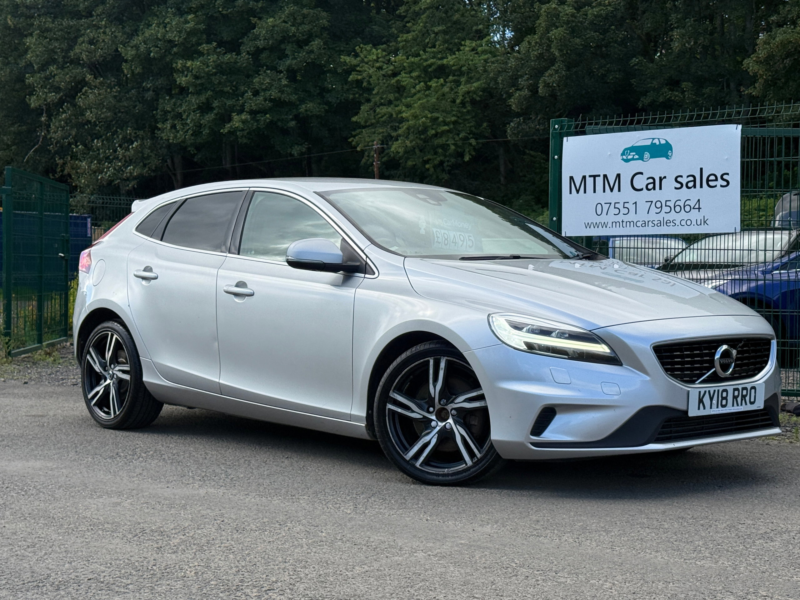 2018 Volvo V40 2.0 D4 R-Design Pro Hatchback 5dr Diesel Manual Euro 6 (s/s) (190 Ps) in Silver — image 1