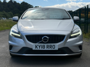 2018 Volvo V40 2.0 D4 R-Design Pro Hatchback 5dr Diesel Manual Euro 6 (s/s) (190 Ps) in Silver — image 2