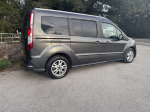 2018 Ford Grand Tourneo Connect 1.5 Ecoblue Titanium in Grey — image 5
