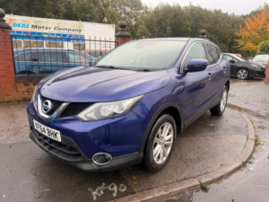 2015 Nissan Qashqai 1.5 Dci Acenta+ 2WD Euro 5 (s/s) 5dr in Blue — image 4