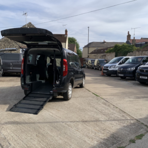 2017 Fiat Doblo 1.6 Dobl? 1.6 16v Multijet 95hp Easy Air in Black — image 5