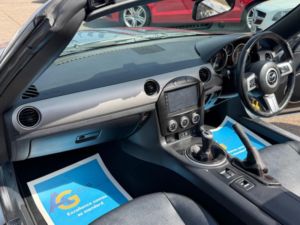 2011 Mazda Mx-5 2.0i Sport Tech Roadster Euro 5 2dr in Silver — image 5