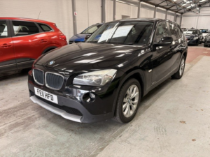 2011 BMW X1 2.0 X1 Sdrive18d Se in Black — image 2
