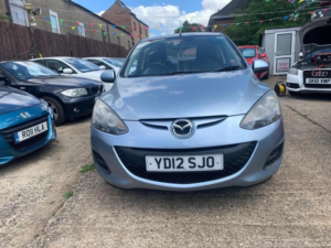 2012 Mazda Mazda2 1.3 Tamura Euro 5 3dr in Blue — image 2