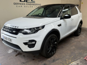 2019 Land Rover Discovery Sport 2.0 Td4 Hse Auto 4WD Euro 6 (s/s) 5dr in White — image 2