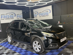 2017 Peugeot 2008 1.6 Bluehdi Allure in Black — image 2