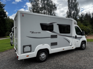 2014 Elddis Accordo 105 2.2 Hdi 333 in White — image 4