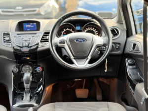 2016 Ford Fiesta 1.6 Zetec Powershift Euro 6 5dr in White — image 2