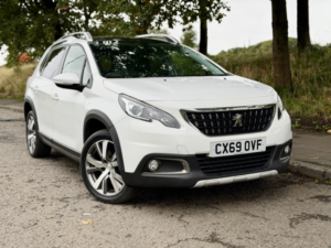 2019 Peugeot 2008 1.2 Puretech Allure Premium Euro 6 (s/s) 5dr in White — image 4