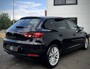 2018 SEAT Leon 1.2 Tsi Se Dynamic Technology in Black — image 2