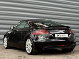 2007 Audi Tt 3.2 Tfsi V6 in Black — image 4
