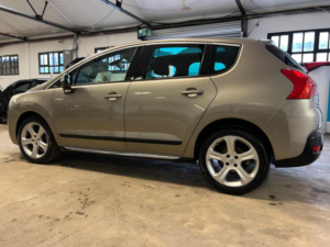 2012 Peugeot 3008 1.6 E-Hdi Allure Egc Euro 5 (s/s) 5dr in Grey — image 6