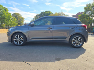 2017 Hyundai I20 1.2 Premium Se Nav Euro 6 5dr in Grey — image 4