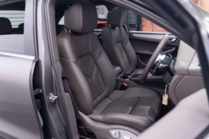 2015 Porsche Macan 3.0 V6 S Pdk 4WD Euro 6 (s/s) 5dr in Grey — image 4