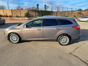 2011 Ford Focus 1.6 Tdci Titanium X in Brown — image 4