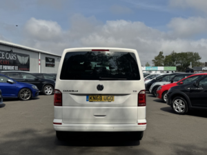 2018 Volkswagen Caravelle 2.0 Tdi Bluemotion Tech Se in White — image 4