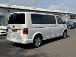 2018 Volkswagen Caravelle 2.0 Tdi Bluemotion Tech Se in White — image 5