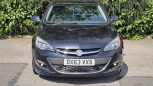 2013 Vauxhall Astra 1.4 T 16v Sri in Black — image 2